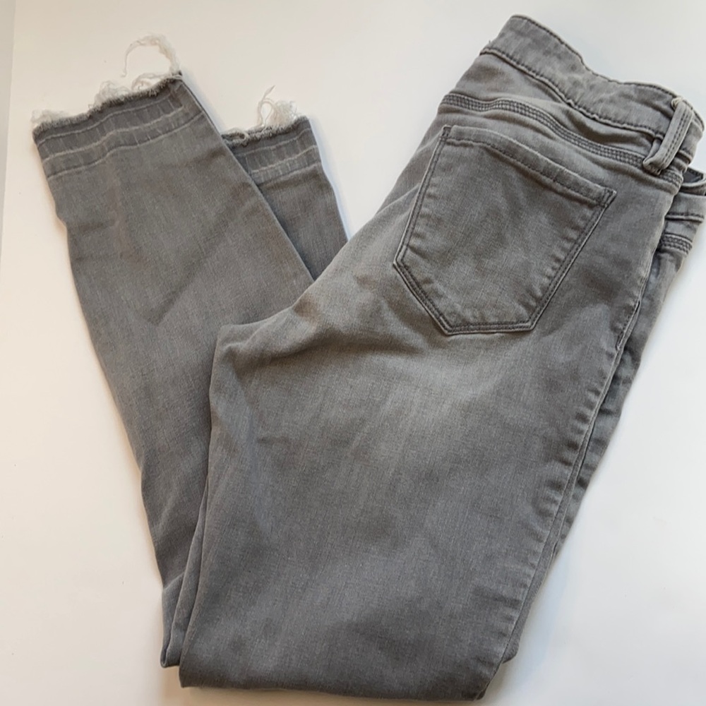 Eunina Kitty Low Rise Skinny Crop gray size 13